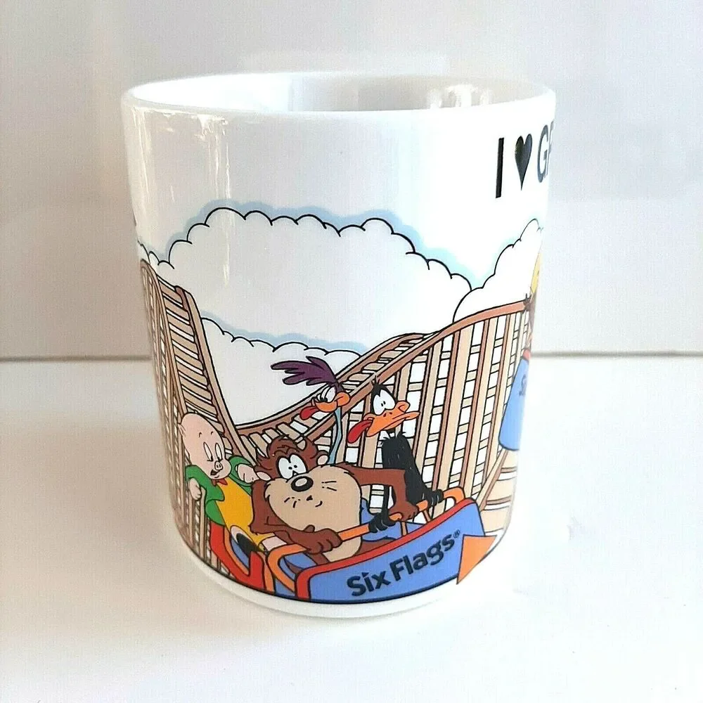 Looney Tunes  I LOVE GRANDMA Six Flags Coffee Mug Cup Bugs Taz Tweety